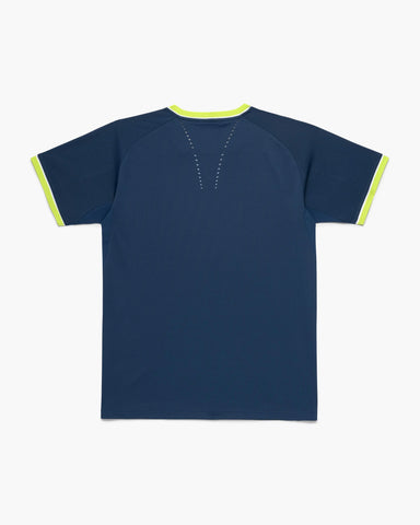 ISOMETRIC GRADIENT TOURNAMENT SHIRT