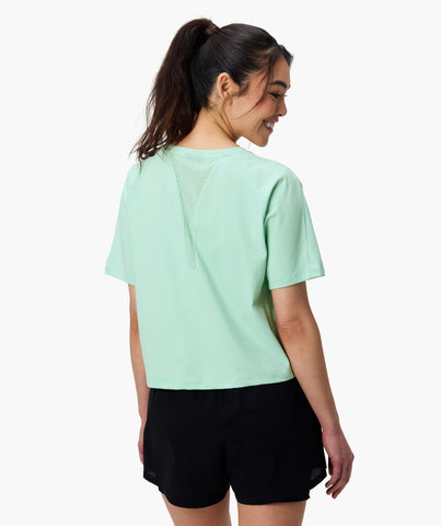 CROPPED PERFORMANCE T-SHIRT